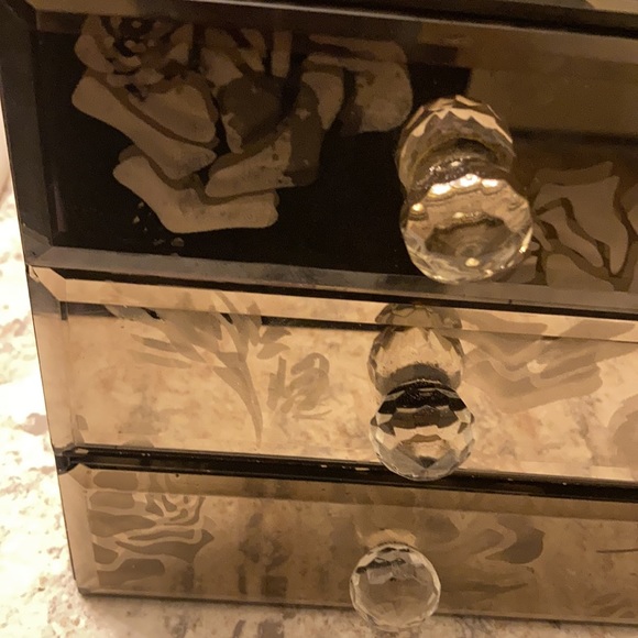 SQUARE SMOKED GLASS JEWELRY WITH ROSE 🌹 ART DECOR - Picture 10 of 10